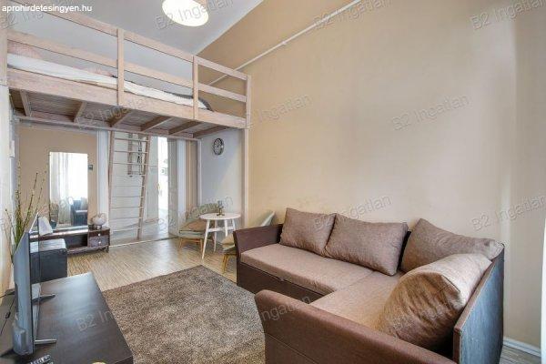 Eladó VI.kerületben Airbnbs, emeleti  lakás