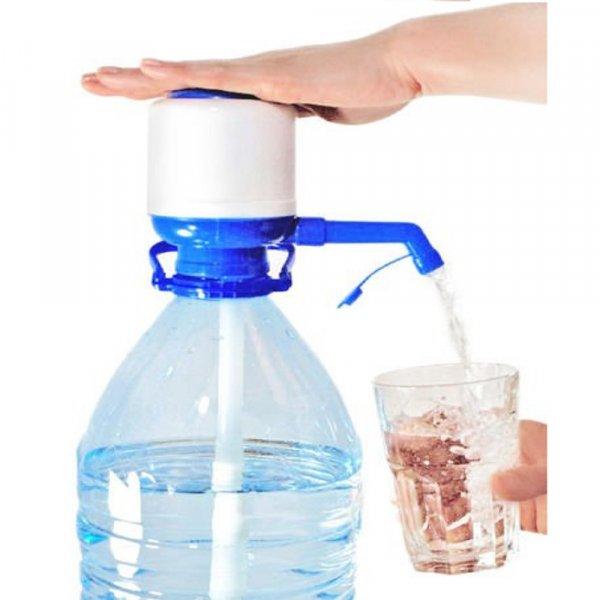 Univerzális, könnyen használható pumpás víz adagoló - 17 x 16cm, kék -
fehér szín (BB-0037) (KF)