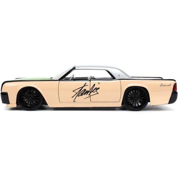 Stan Lee & 1963 Lincoln Continental modell autó 1:24