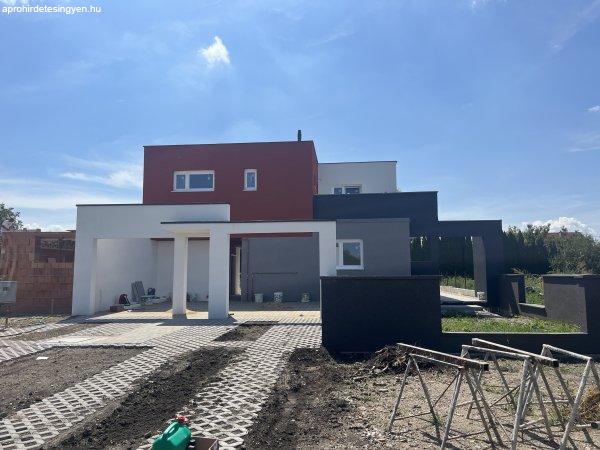 Modern%2C+%FAj+lak%E1s+elad%F3%21
