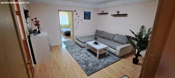 Pilisi+h%E1z+b%FAtorozva%2C+g%E9pes%EDtve+elad%F3