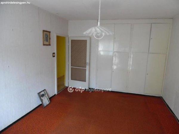 Elad%F3+Lak%E1s%2C+Nagykanizsa